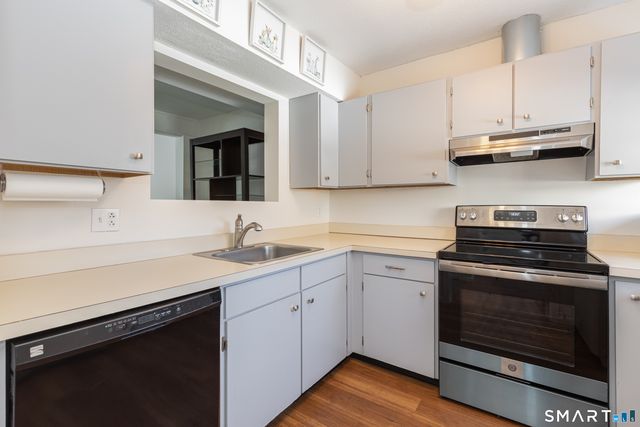 9 Highpoint Court 116E, Woodbury, CT 06798