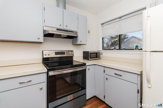 9 Highpoint Court 116E, Woodbury, CT 06798