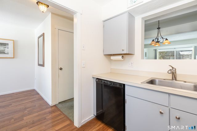 9 Highpoint Court 116E, Woodbury, CT 06798