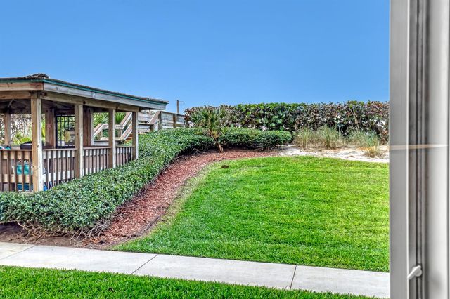 9550 S Ocean Drive 4, Jensen Beach, FL 34957
