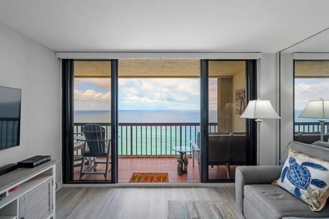 9550 S Ocean Drive 4, Jensen Beach, FL 34957