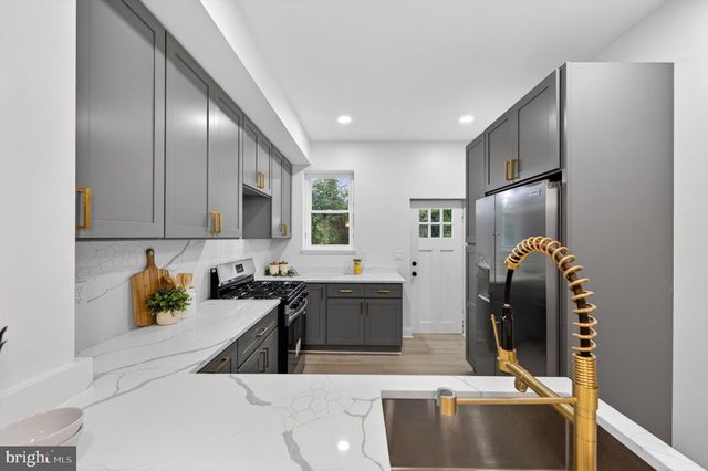 3909 NORFOLK AVE, Baltimore, MD 21216