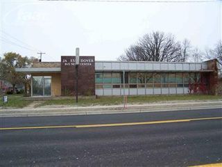 2776 Flushing Rd, Flint, MI 48504