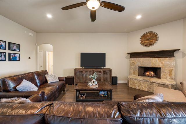 265 Hilltop Drive, Justin, TX 76247