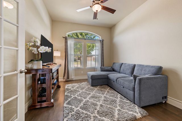 265 Hilltop Drive, Justin, TX 76247