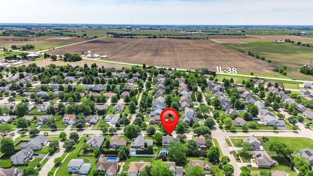 437 W DeKalb Drive, Maple Park, IL 60151