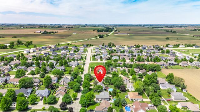 437 W DeKalb Drive, Maple Park, IL 60151
