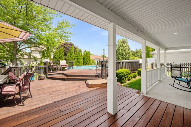 437 W DeKalb Drive, Maple Park, IL 60151