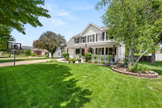 437 W DeKalb Drive, Maple Park, IL 60151
