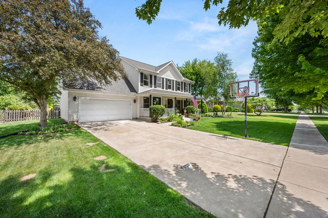 437 W DeKalb Drive, Maple Park, IL 60151