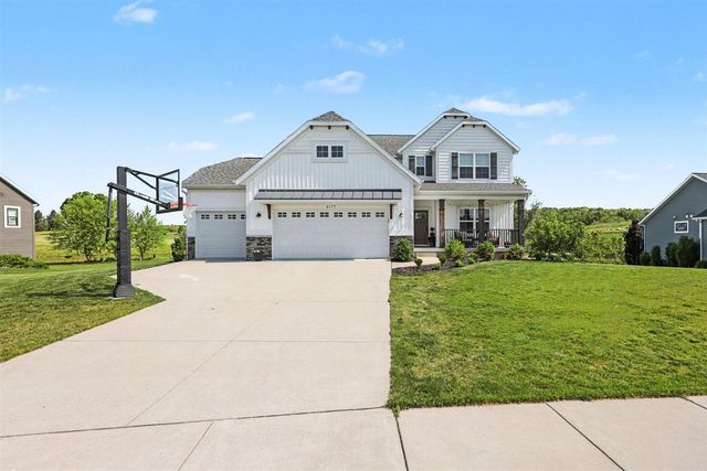4177 Boulder View Drive, Belmont, MI 49306