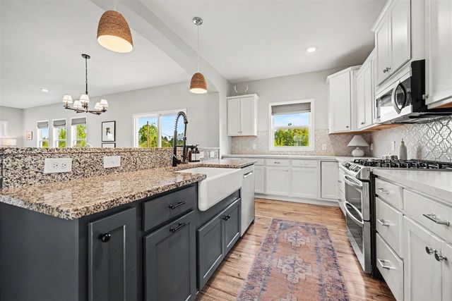 4177 Boulder View Drive, Belmont, MI 49306