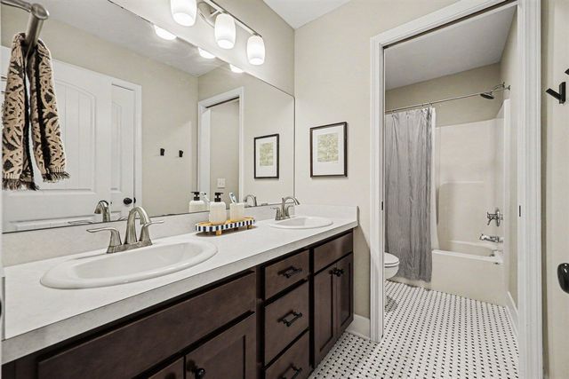 4177 Boulder View Drive, Belmont, MI 49306