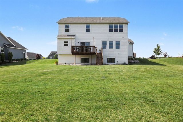 4177 Boulder View Drive, Belmont, MI 49306