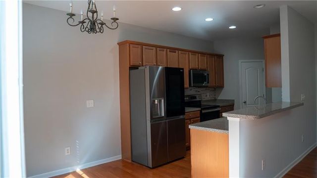 2476 Suwanee Pointe Drive, Lawrenceville, GA 30043