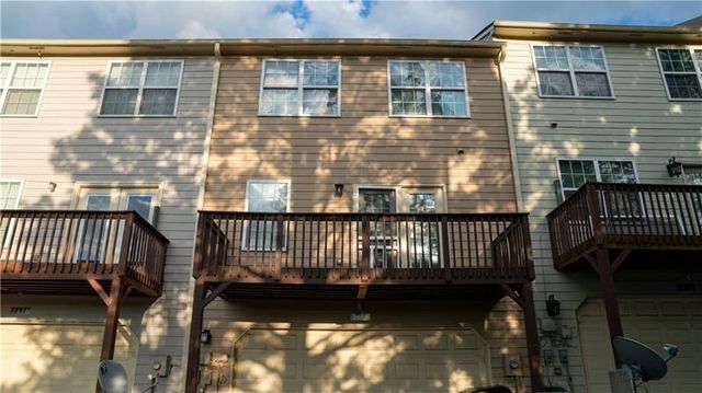 2476 Suwanee Pointe Drive, Lawrenceville, GA 30043