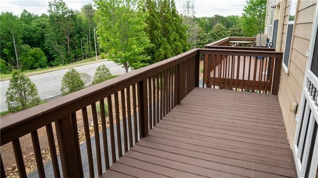 2476 Suwanee Pointe Drive, Lawrenceville, GA 30043