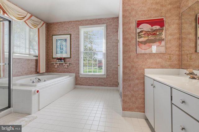 1112 ASHRIDGE CT, Ambler, PA 19002
