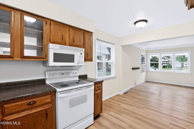 1947 Princeton Drive, Toledo, OH 43614