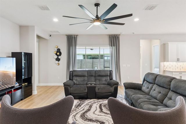 19053 BLUELEAF STREET, Orlando, FL 32827
