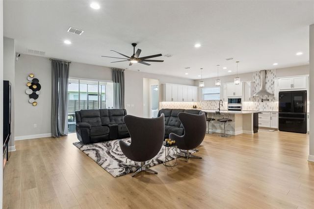 19053 BLUELEAF STREET, Orlando, FL 32827