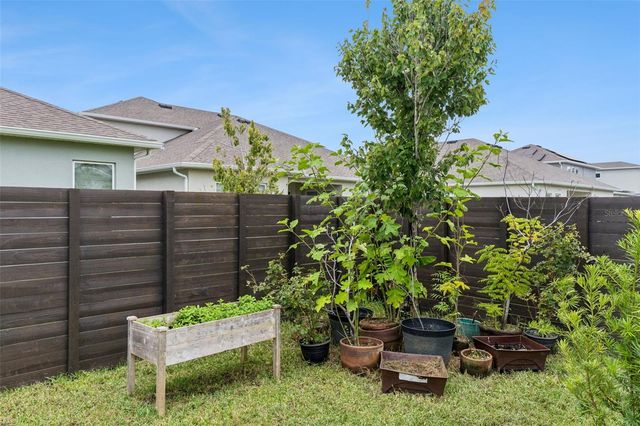 19053 BLUELEAF STREET, Orlando, FL 32827