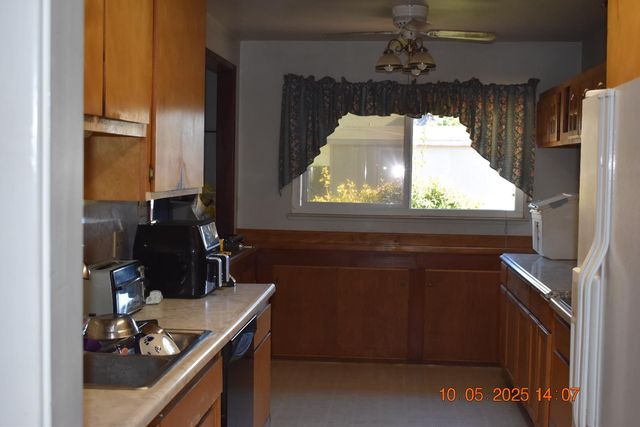 2550 Carson Way, Sacramento, CA 95821