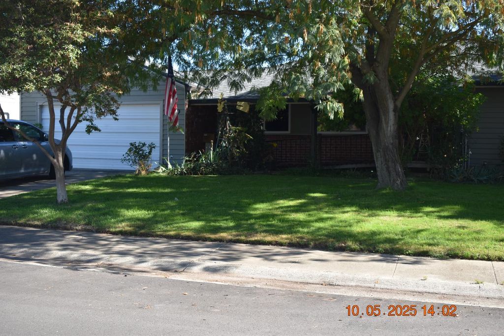 2550 Carson Way, Sacramento, CA 95821