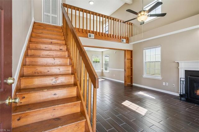 192 Lees Mill DR, Newport News, VA 23608