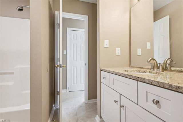 192 Lees Mill DR, Newport News, VA 23608