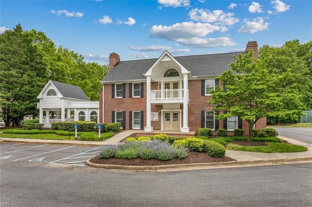 192 Lees Mill DR, Newport News, VA 23608
