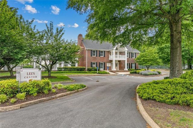 192 Lees Mill DR, Newport News, VA 23608