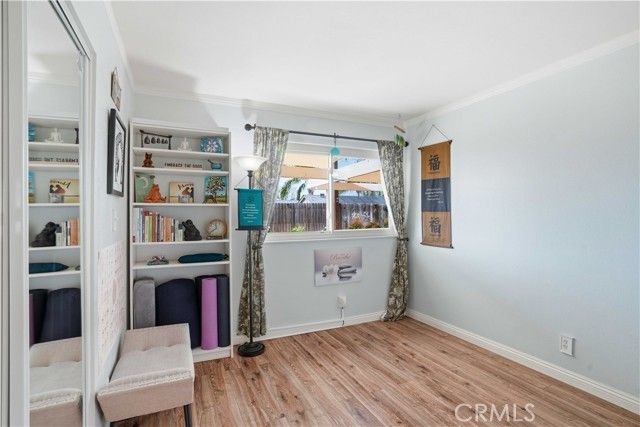 1385 Currant Avenue, Simi Valley, CA 93065