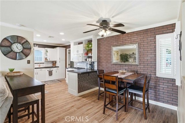 1385 Currant Avenue, Simi Valley, CA 93065