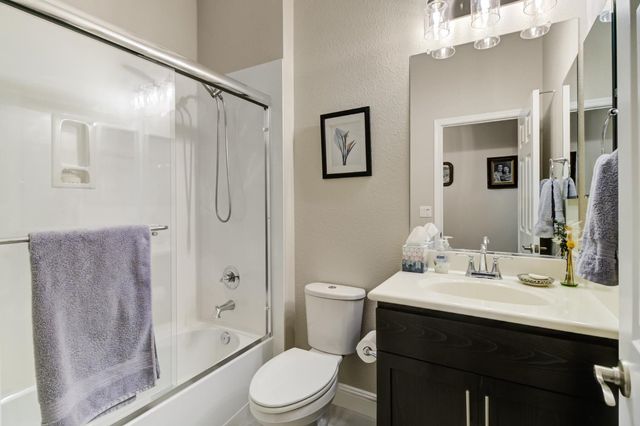 1101 Marichal Way, Galt, CA 95632