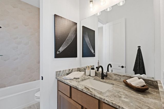 327 Afton Drive, Rosenberg, TX 77471