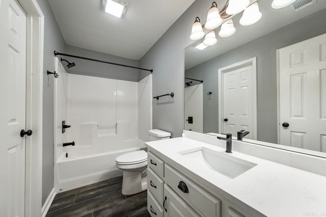 31 Newcastle Drive, Cabot, AR 72023