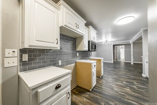 31 Newcastle Drive, Cabot, AR 72023