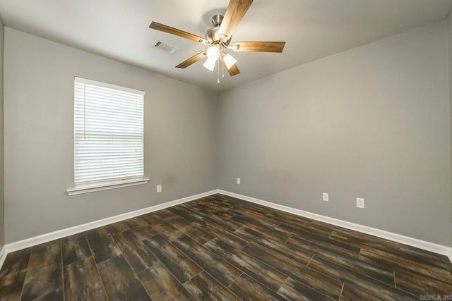 31 Newcastle Drive, Cabot, AR 72023