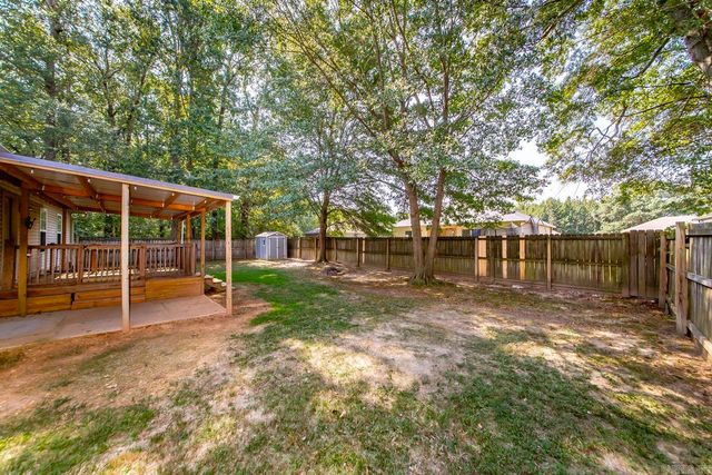31 Newcastle Drive, Cabot, AR 72023