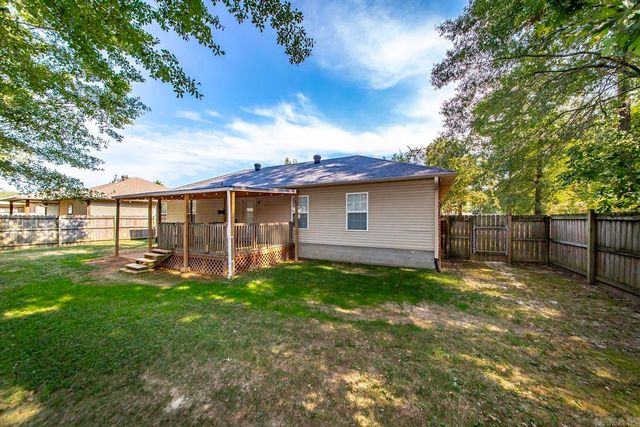 31 Newcastle Drive, Cabot, AR 72023