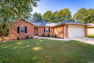 31 Newcastle Drive, Cabot, AR 72023