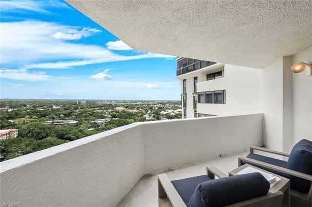 6001 Pelican Bay BLVD 1606, Naples, FL 34108