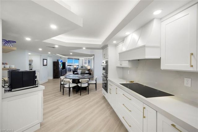 6001 Pelican Bay BLVD 1606, Naples, FL 34108