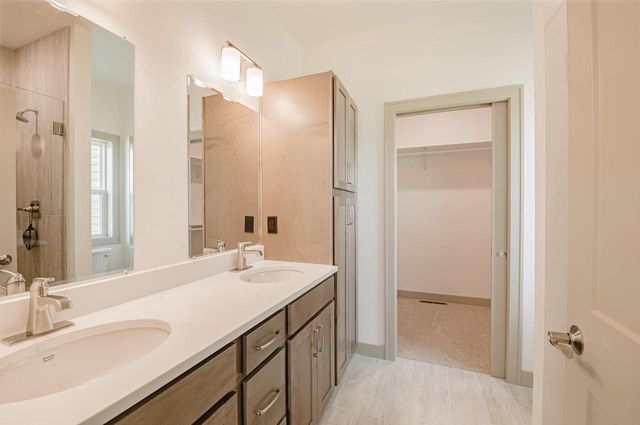 581 EMERALD ISLE COURT, Wrightstown, WI 54180