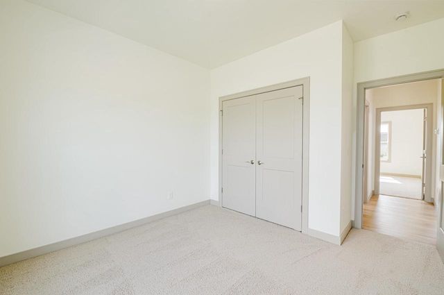 581 EMERALD ISLE COURT, Wrightstown, WI 54180