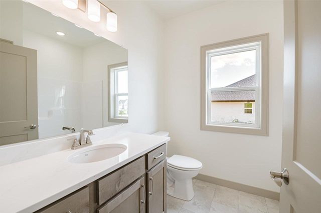 581 EMERALD ISLE COURT, Wrightstown, WI 54180