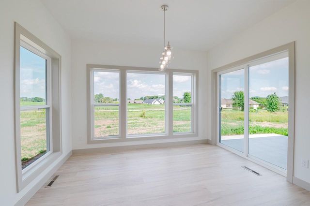 581 EMERALD ISLE COURT, Wrightstown, WI 54180