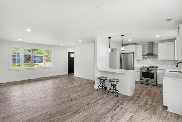 1328 Hermitage Avenue, Charleston, SC 29412
