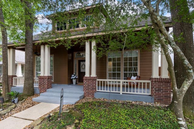 6 E Cottage Green Street, The Woodlands, TX 77382